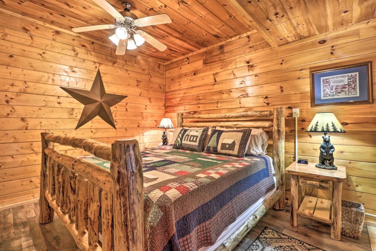 Smoky Mountain Cabin With Game Room And Hot Tub! Pigeon Forge Exterior photo
